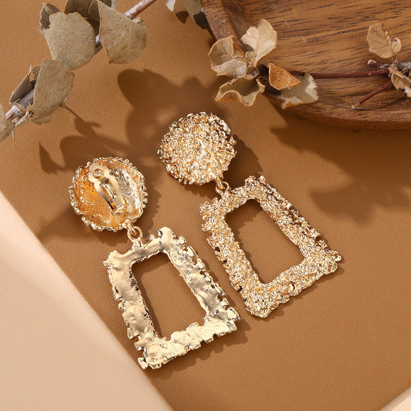 Exaggerated And Bold Matte Geometric Earrings For Trendy Individuals