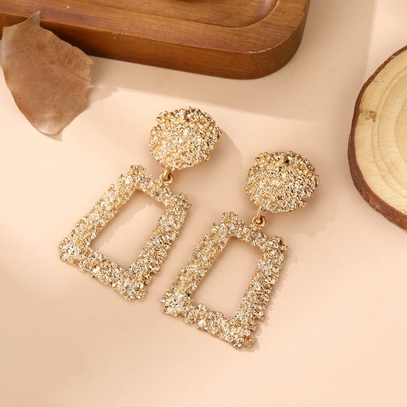 Exaggerated And Bold Matte Geometric Earrings For Trendy Individuals