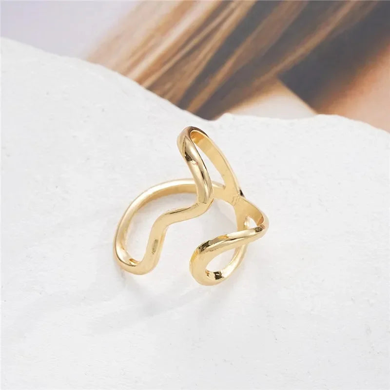 Irregular Stainless Steel Gold Color Rings for Women Men Colorfast Popular Party Personalized Exaggerated Charms Jewelry Gifts